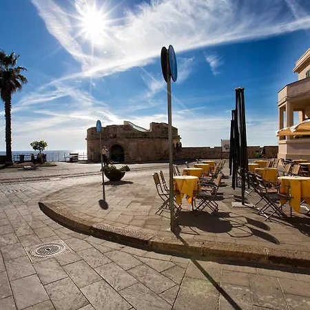 Alghero Old Town Gem - Topaz Apartman