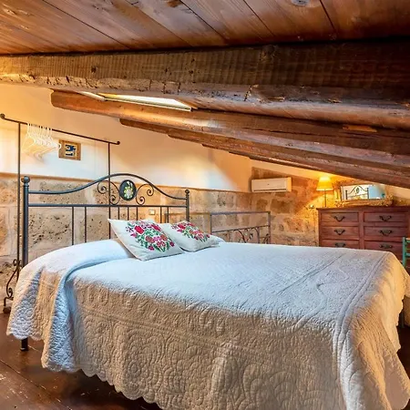 Apartman Alghero Old Town Gem - Topaz